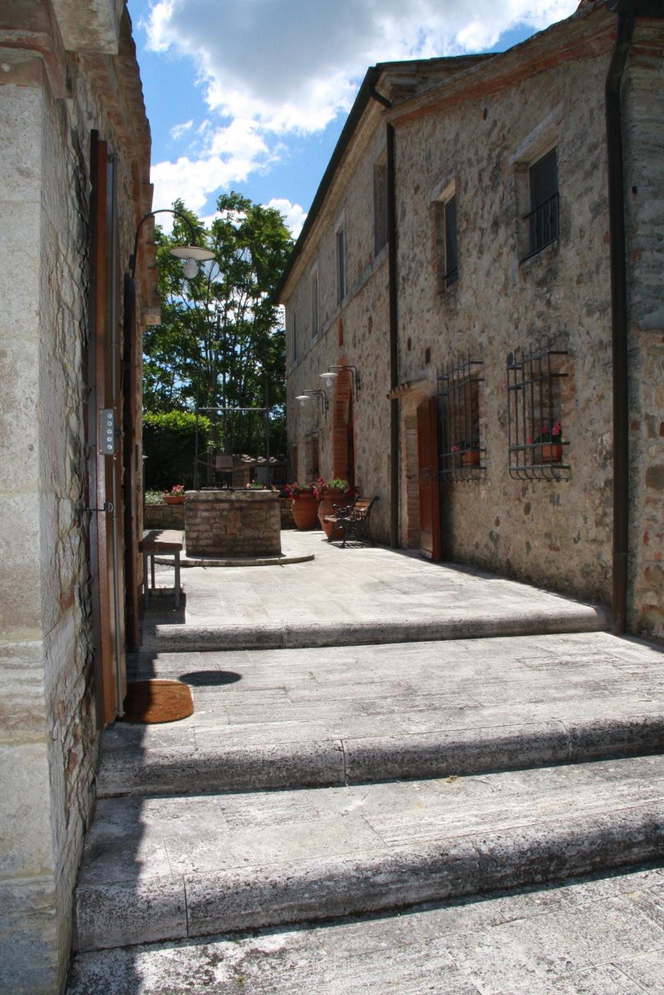 Podere La Chiusella B&B Rapolano Terme Exterior foto